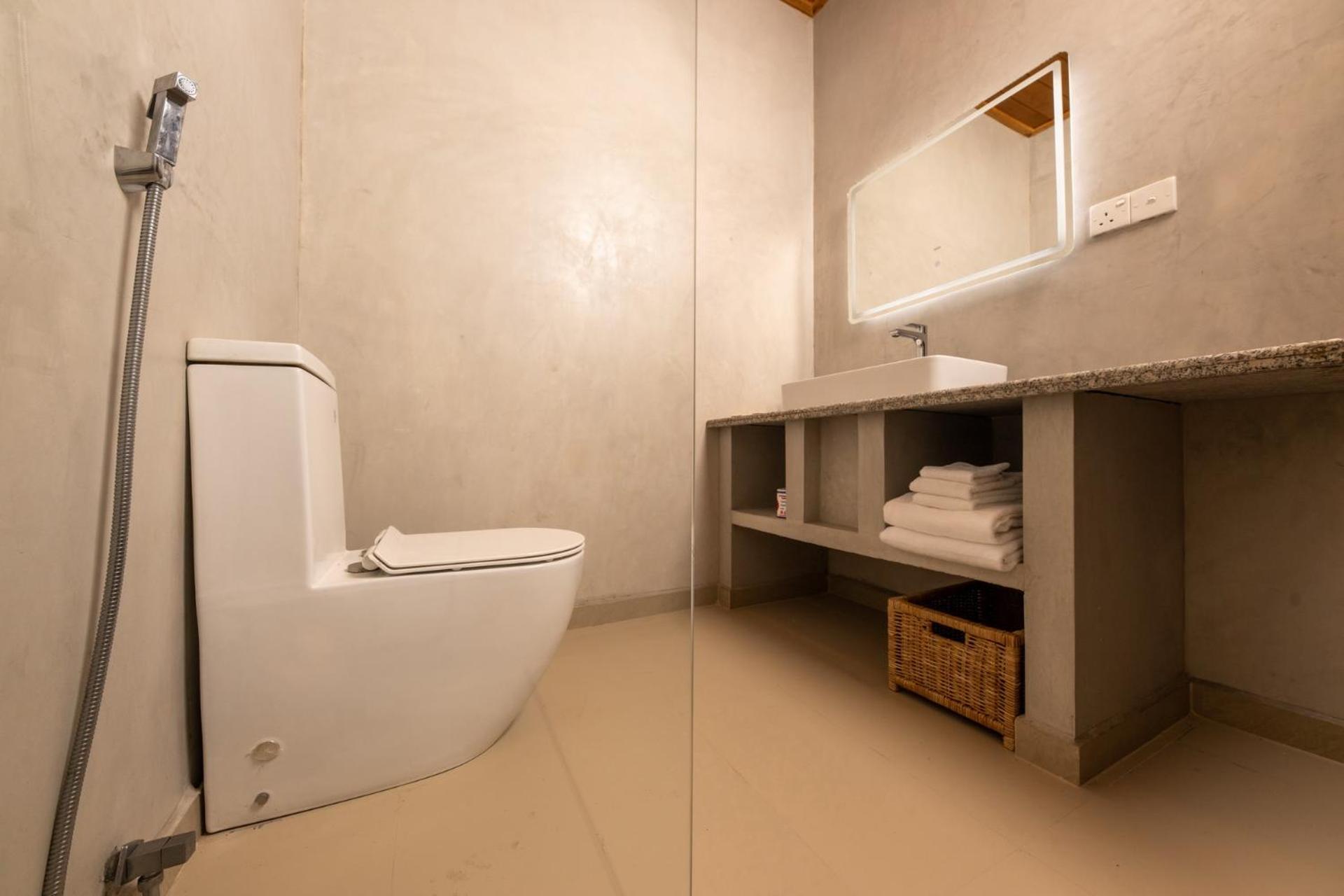 Uppuveli By Dsk Hotel Trincomalee