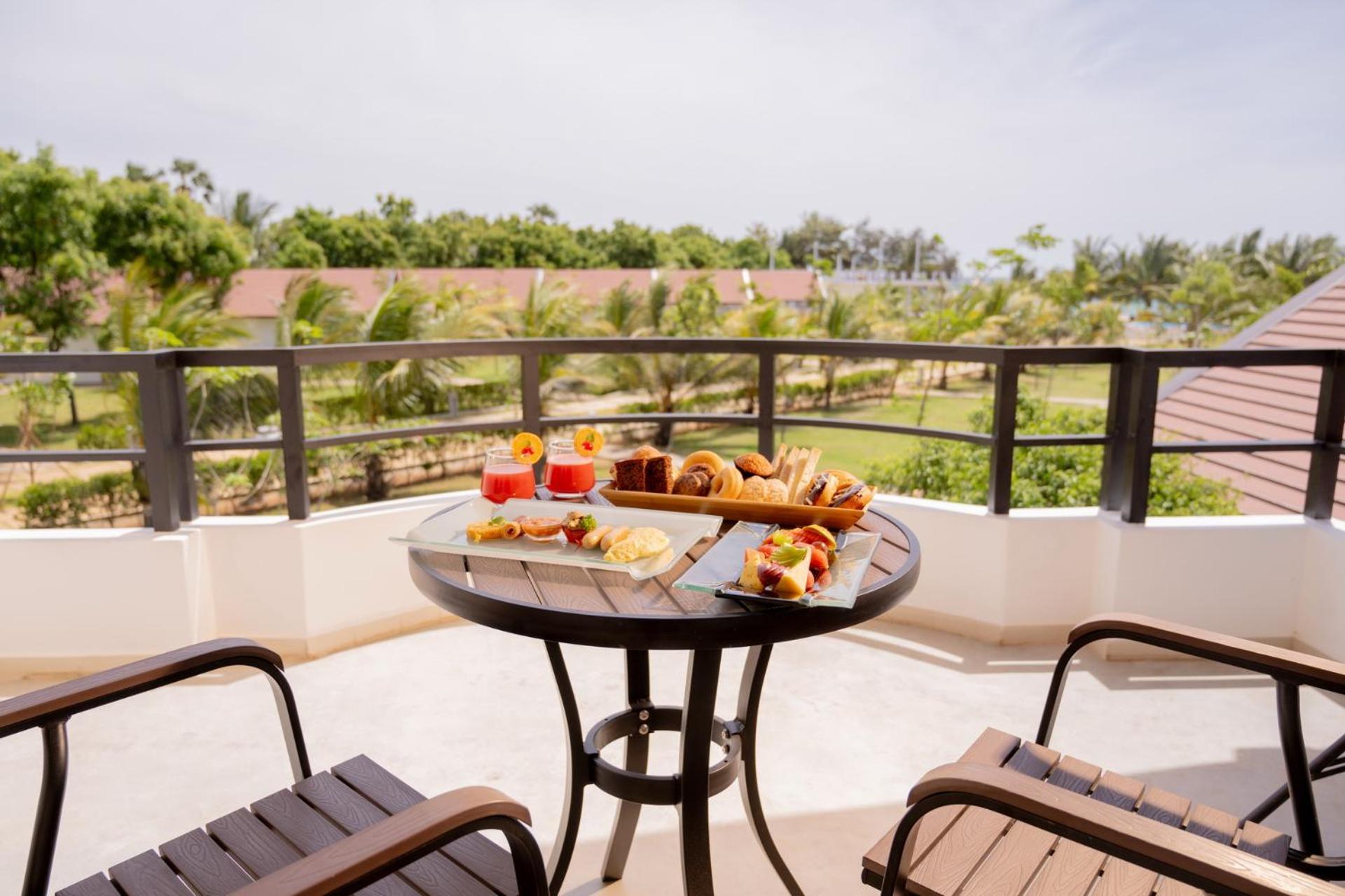 Uppuveli By Dsk Hotel 5*