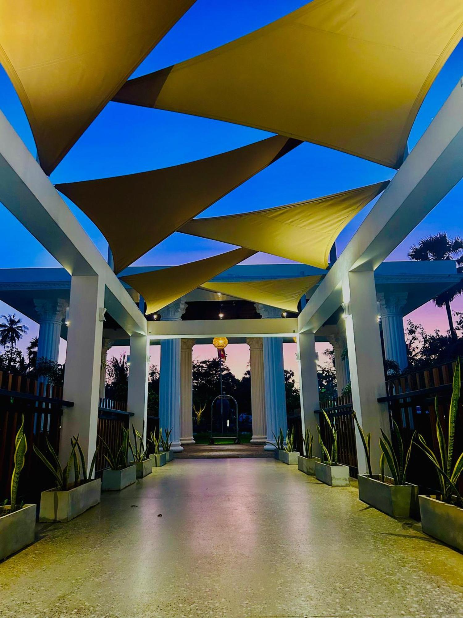 Hotel Uppuveli By Dsk Trincomalee
